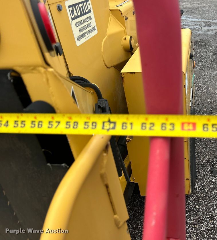 image for item EG1587 2007 Vermeer  BC1000XL wood chipper