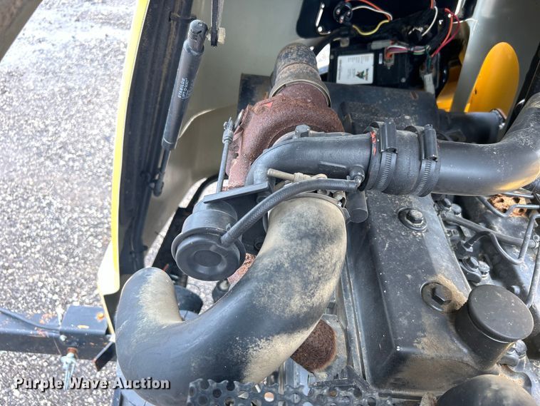 image for item EG1587 2007 Vermeer  BC1000XL wood chipper