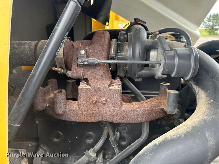 image for item EG1587 2007 Vermeer  BC1000XL wood chipper