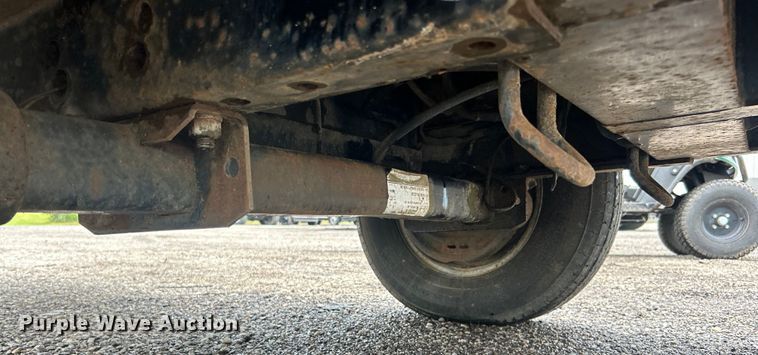 image for item EG1587 2007 Vermeer  BC1000XL wood chipper