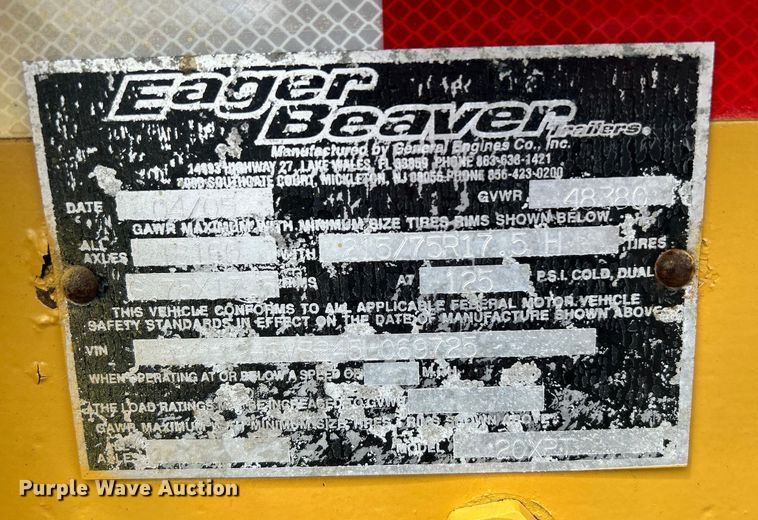 image for item EG1593 2005 Eager Beaver  20XPT equipment trailer