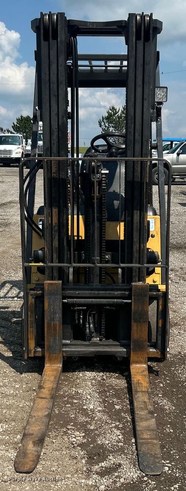 image for item EG1605 2000 Caterpillar GC15K forklift