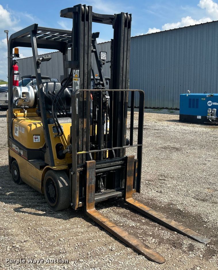 image for item EG1605 2000 Caterpillar GC15K forklift