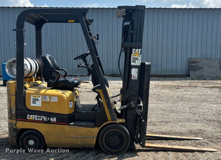 image for item EG1605 2000 Caterpillar GC15K forklift