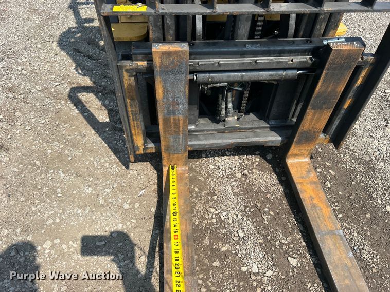 image for item EG1605 2000 Caterpillar GC15K forklift