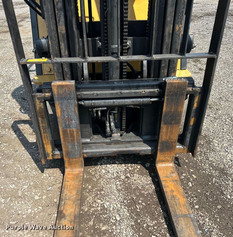 image for item EG1605 2000 Caterpillar GC15K forklift