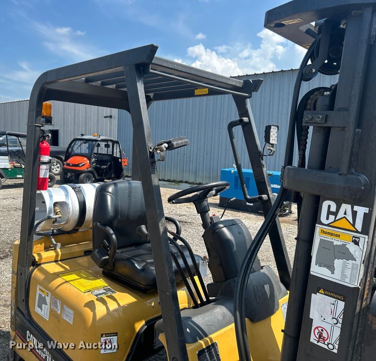 image for item EG1605 2000 Caterpillar GC15K forklift