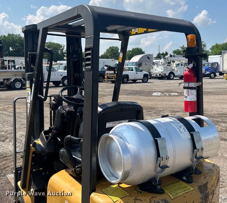 image for item EG1605 2000 Caterpillar GC15K forklift