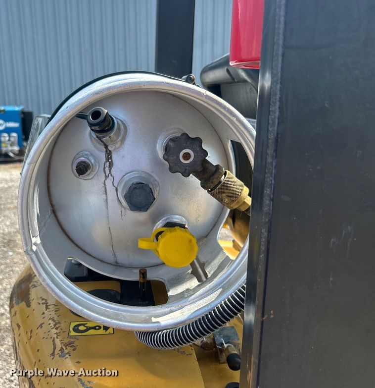 image for item EG1605 2000 Caterpillar GC15K forklift