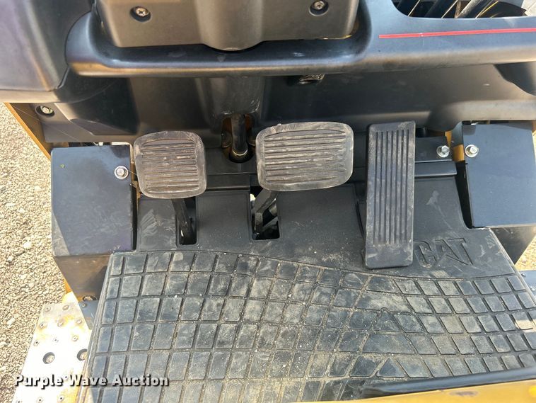 image for item EG1605 2000 Caterpillar GC15K forklift