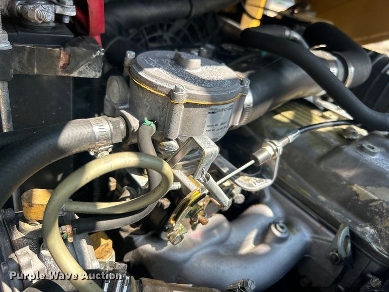 image for item EG1605 2000 Caterpillar GC15K forklift