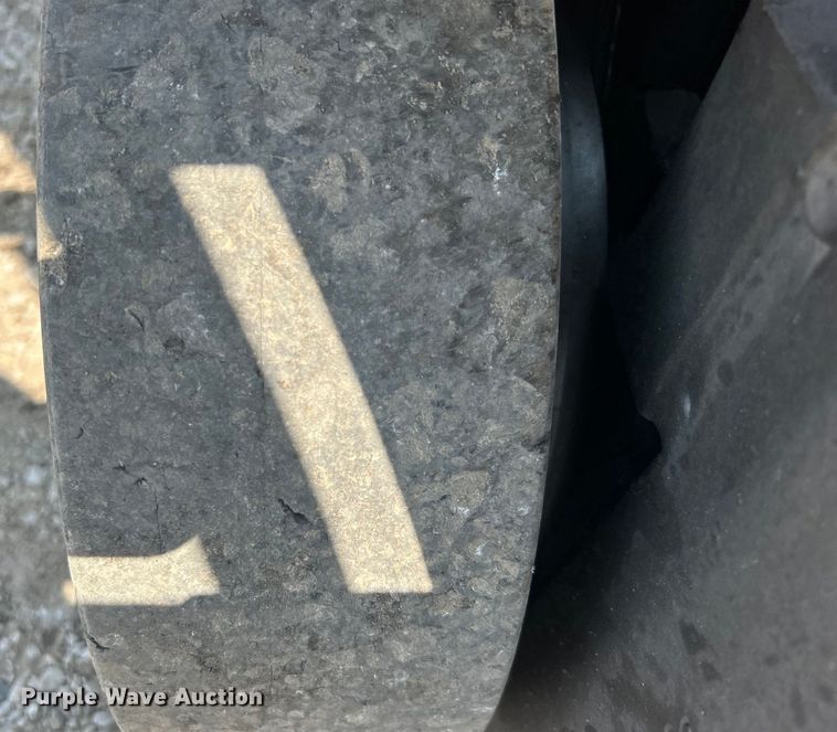 image for item EG1605 2000 Caterpillar GC15K forklift