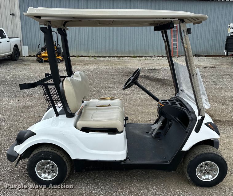 image for item EG1614 2008 Yamaha  YDRA golf cart