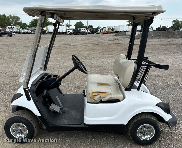 image for item EG1614 2008 Yamaha  YDRA golf cart