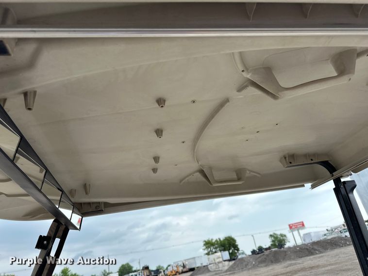 image for item EG1614 2008 Yamaha  YDRA golf cart