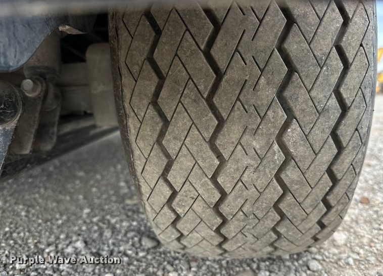 image for item EG1614 2008 Yamaha  YDRA golf cart