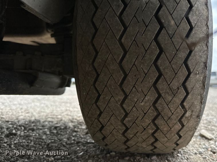 image for item EG1614 2008 Yamaha  YDRA golf cart