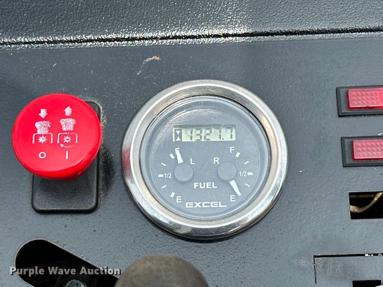 image for item EG1619 2018 Hustler Super Z HyperDrive  ZTR lawn mower