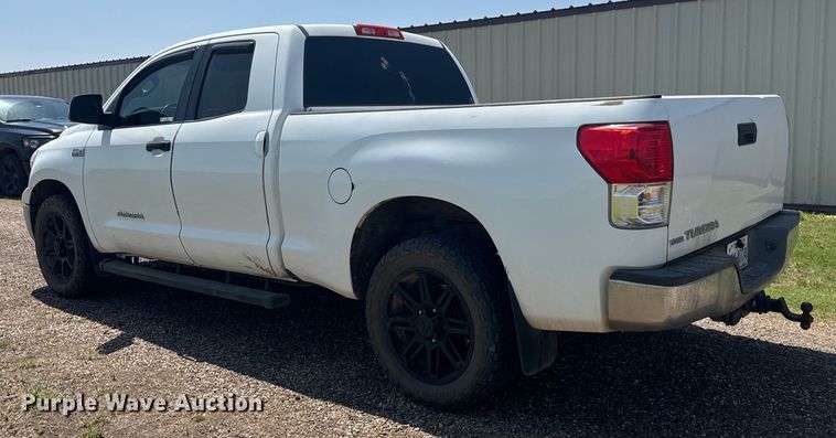 image for item EH4055 2010 Toyota Tundra Double Cab pickup truck