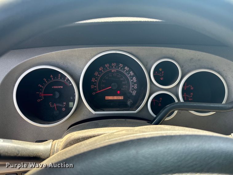 image for item EH4055 2010 Toyota Tundra Double Cab pickup truck