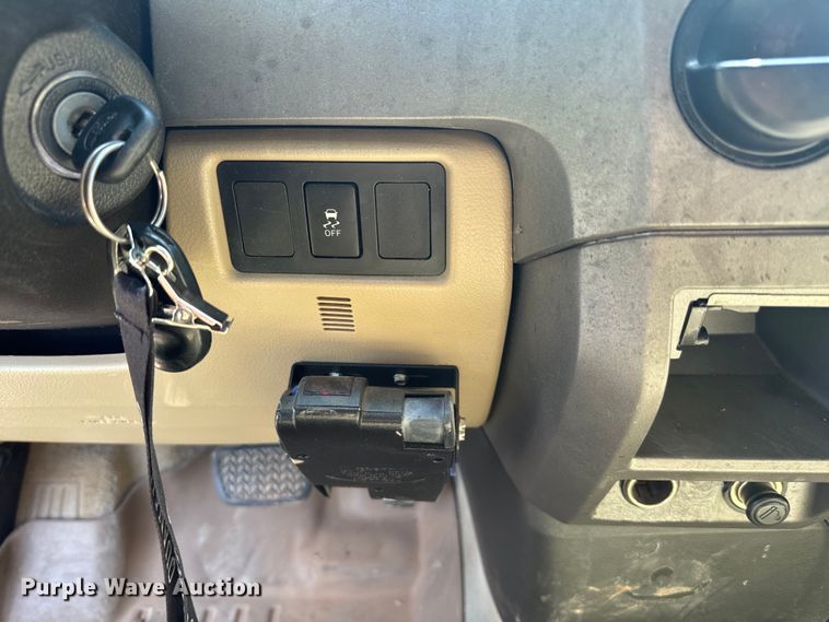 image for item EH4055 2010 Toyota Tundra Double Cab pickup truck