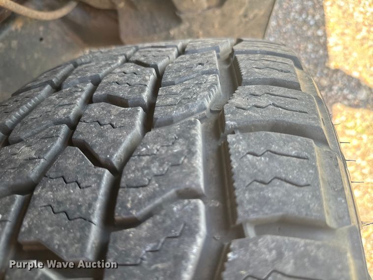 image for item EH4055 2010 Toyota Tundra Double Cab pickup truck