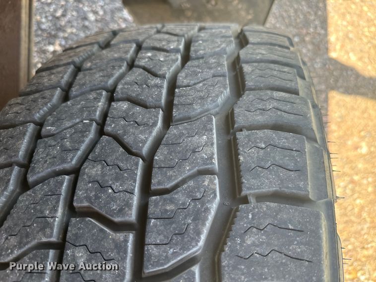 image for item EH4055 2010 Toyota Tundra Double Cab pickup truck