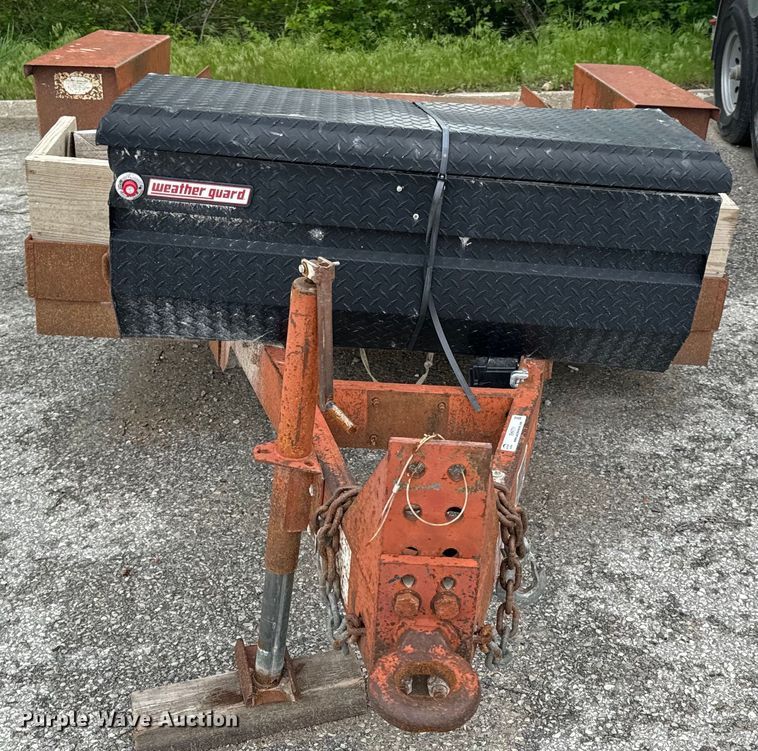 image for item EH6751 1998 Belshe WB-1 equipment trailer