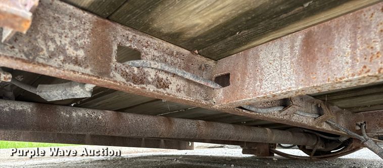 image for item EH6751 1998 Belshe WB-1 equipment trailer