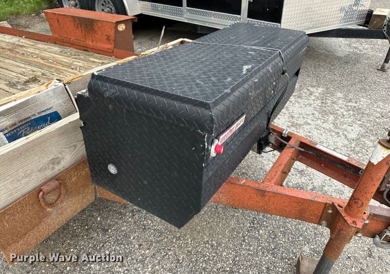 image for item EH6751 1998 Belshe WB-1 equipment trailer