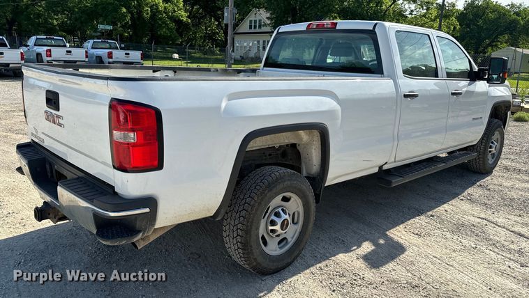 image for item EH6816 2017 GMC  Sierra 2500HD Crew Cab pickup truck