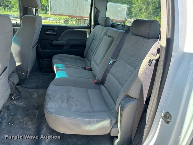 image for item EH6816 2017 GMC  Sierra 2500HD Crew Cab pickup truck