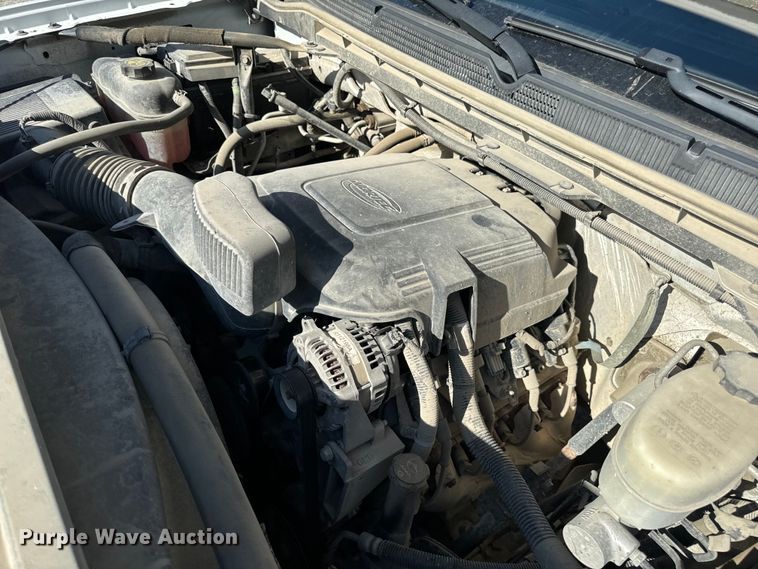 image for item EH6816 2017 GMC  Sierra 2500HD Crew Cab pickup truck