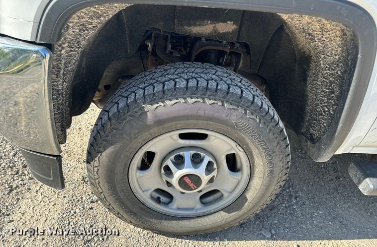 image for item EH6816 2017 GMC  Sierra 2500HD Crew Cab pickup truck