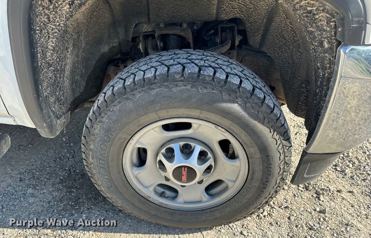 image for item EH6816 2017 GMC  Sierra 2500HD Crew Cab pickup truck