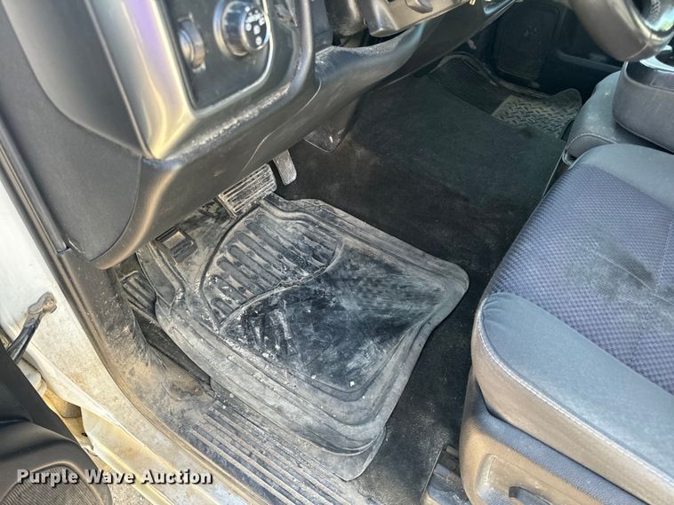 image for item EH6819 2017 Chevrolet  Silverado 1500 LT Double Cab pickup truck