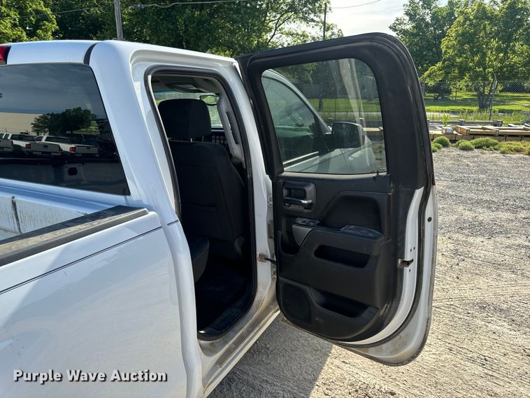 image for item EH6819 2017 Chevrolet  Silverado 1500 LT Double Cab pickup truck