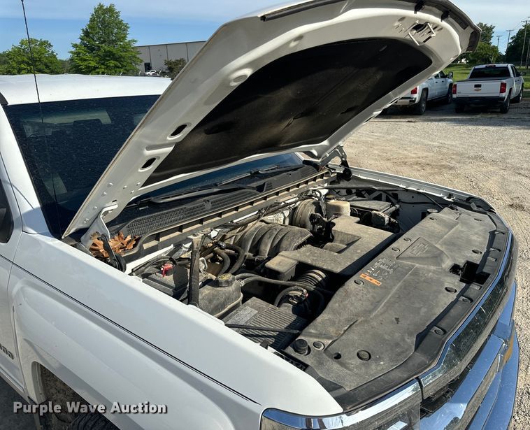 image for item EH6819 2017 Chevrolet  Silverado 1500 LT Double Cab pickup truck