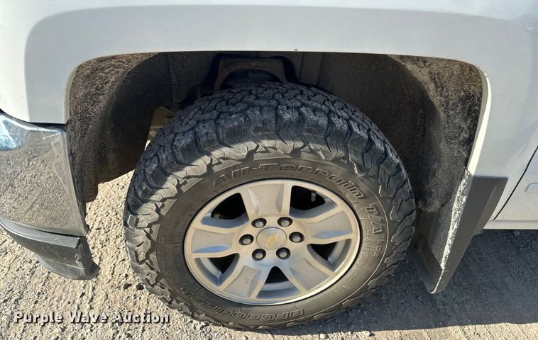 image for item EH6819 2017 Chevrolet  Silverado 1500 LT Double Cab pickup truck