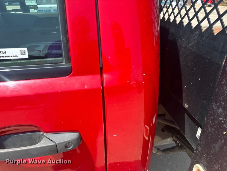 image for item EH6834 2011 Chevrolet  Silverado 3500HD dump flatbed pickup truck