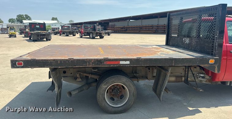 image for item EH6834 2011 Chevrolet  Silverado 3500HD dump flatbed pickup truck