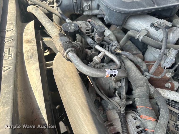 image for item EH6834 2011 Chevrolet  Silverado 3500HD dump flatbed pickup truck