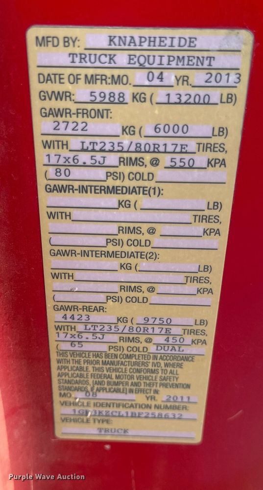 image for item EH6834 2011 Chevrolet  Silverado 3500HD dump flatbed pickup truck