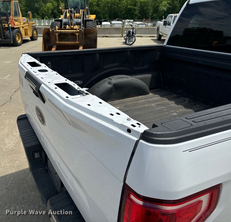 image for item EH6842 2018 Ford  F150 XLT SuperCrew pickup truck
