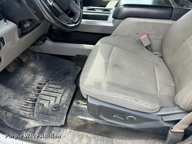 image for item EH6842 2018 Ford  F150 XLT SuperCrew pickup truck