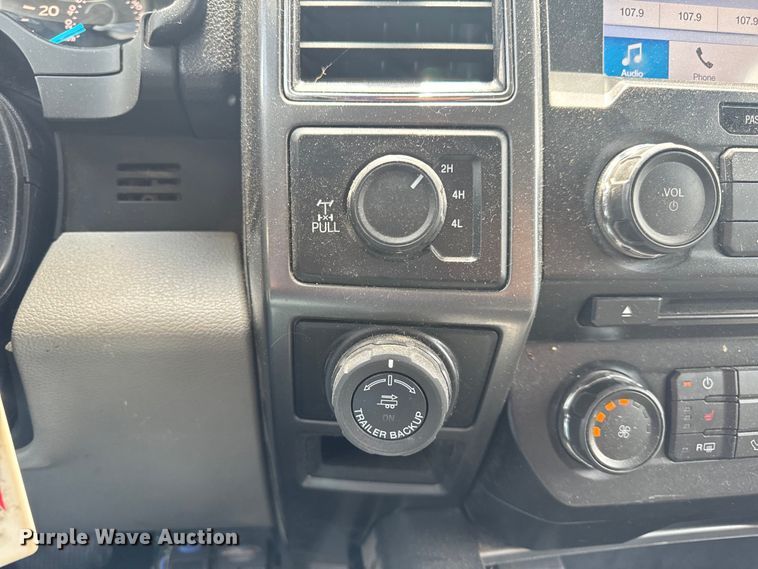 image for item EH6842 2018 Ford  F150 XLT SuperCrew pickup truck