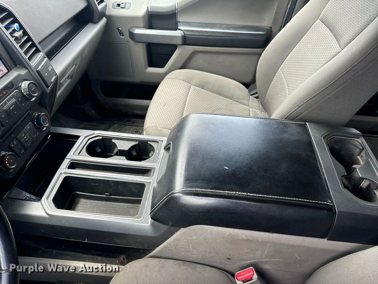 image for item EH6842 2018 Ford  F150 XLT SuperCrew pickup truck