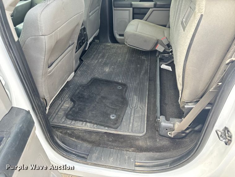 image for item EH6842 2018 Ford  F150 XLT SuperCrew pickup truck