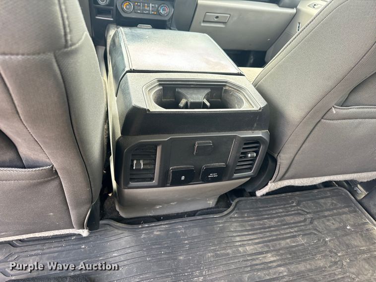 image for item EH6842 2018 Ford  F150 XLT SuperCrew pickup truck