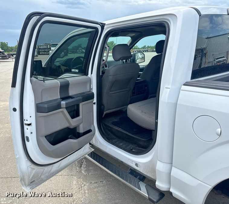 image for item EH6842 2018 Ford  F150 XLT SuperCrew pickup truck